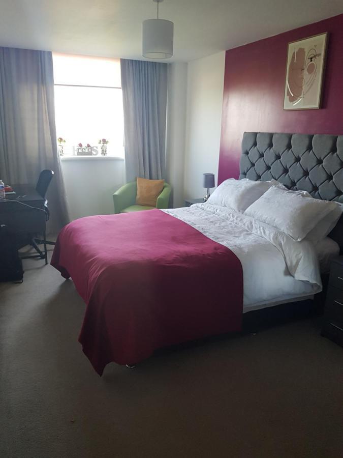 Spacious 1 Bed Relocation Apartment Free Parking, Brierley Hill Exteriör bild